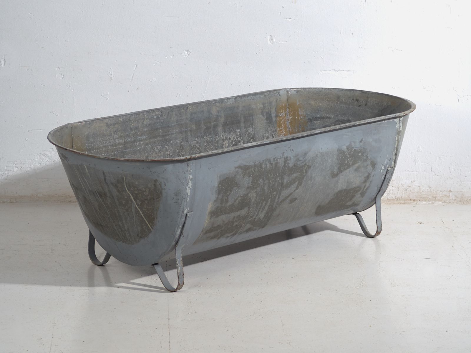 Antique Zinc Industrial Bathtub – Central Europe (Circa 1900) #4 photo buy
