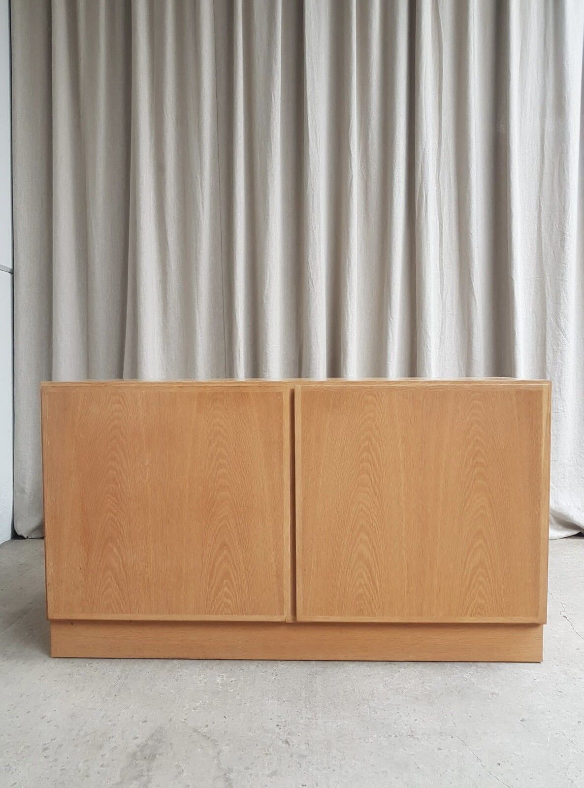 Vtg Mid Century Danish Gunni Omann For Omann Jun Møblefabrik Oak Sideboard R118 photo vinterior