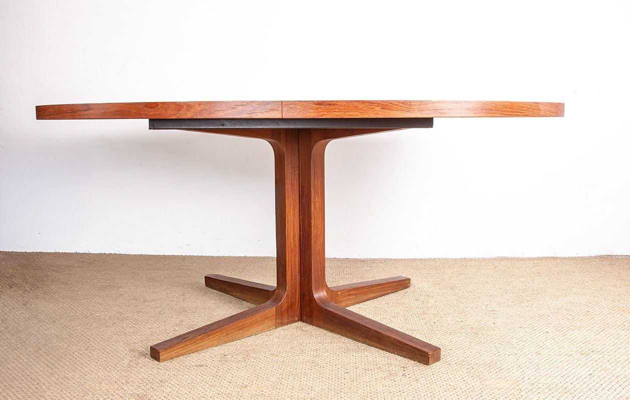 Very Large Danish Teak Dining Table, 260 Cm, Oval And Extendable, With Central Base, Model Hm 55, By John Mortensen For Dyrlund 1960. photo buy