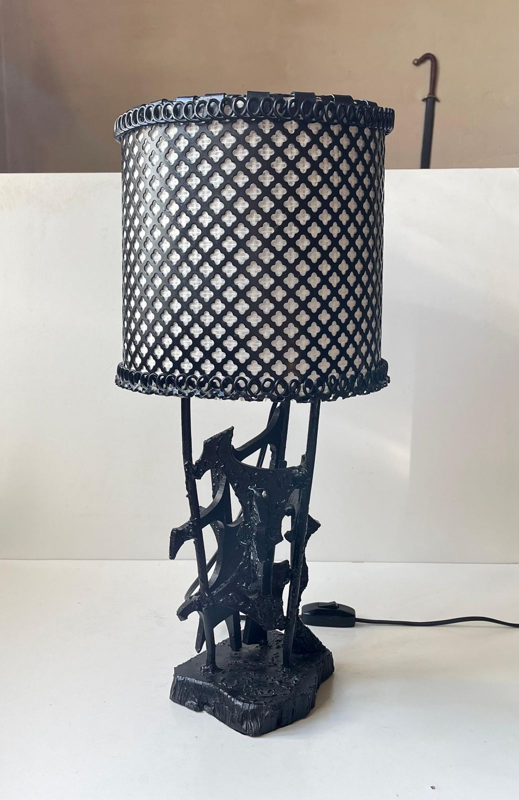 1011.0 Sculptural Brutalist Steel Table Lamp In The Style Of Harry Balmer, 1970s photo