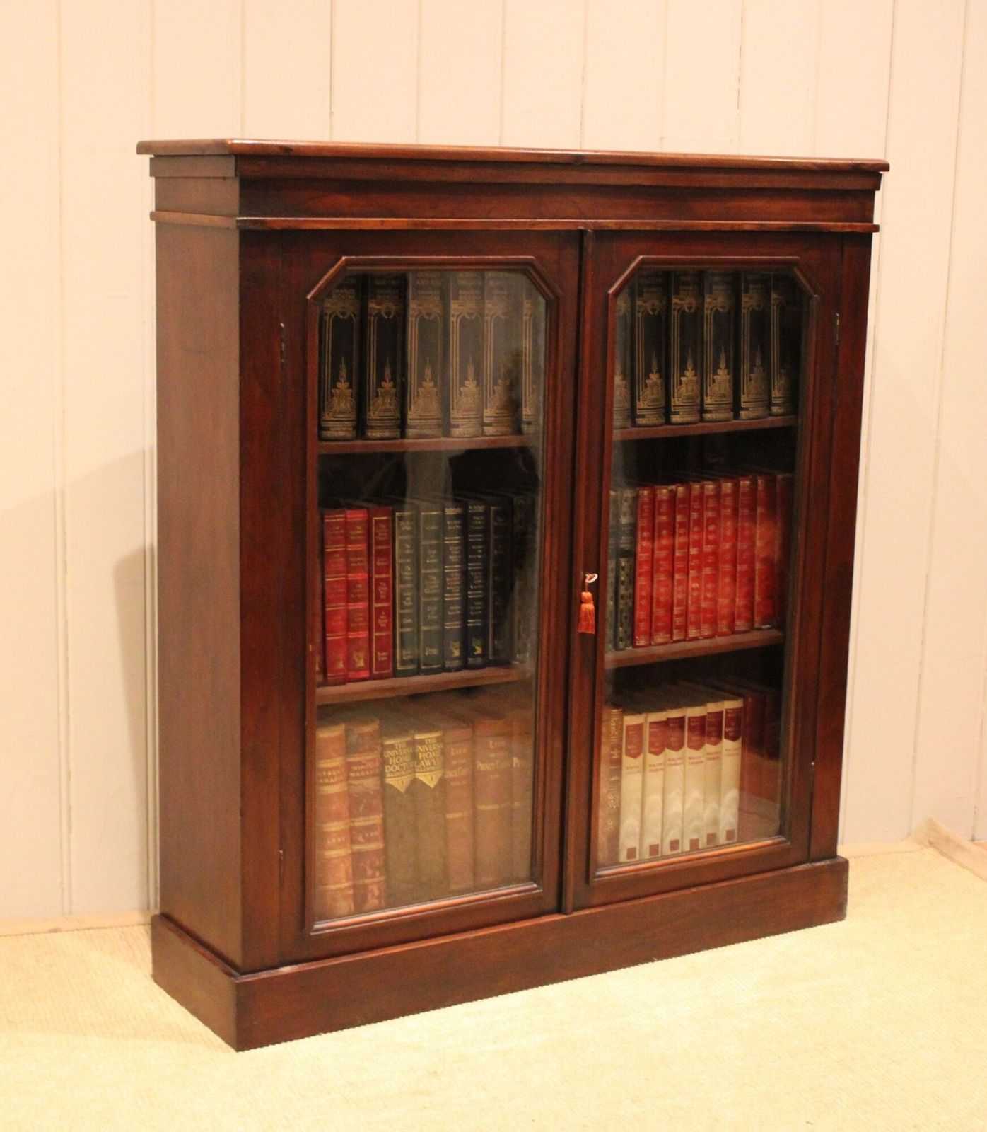 photo furniture Late 19th Century Mahogany Glazed Mahogany Bookcase