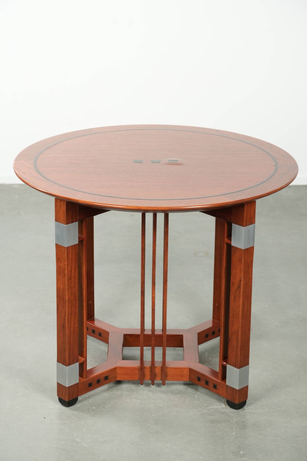 Beautiful Round Art Deco Style Schuitema Side/Coffee Table From The Decoforma Series photo Furniture