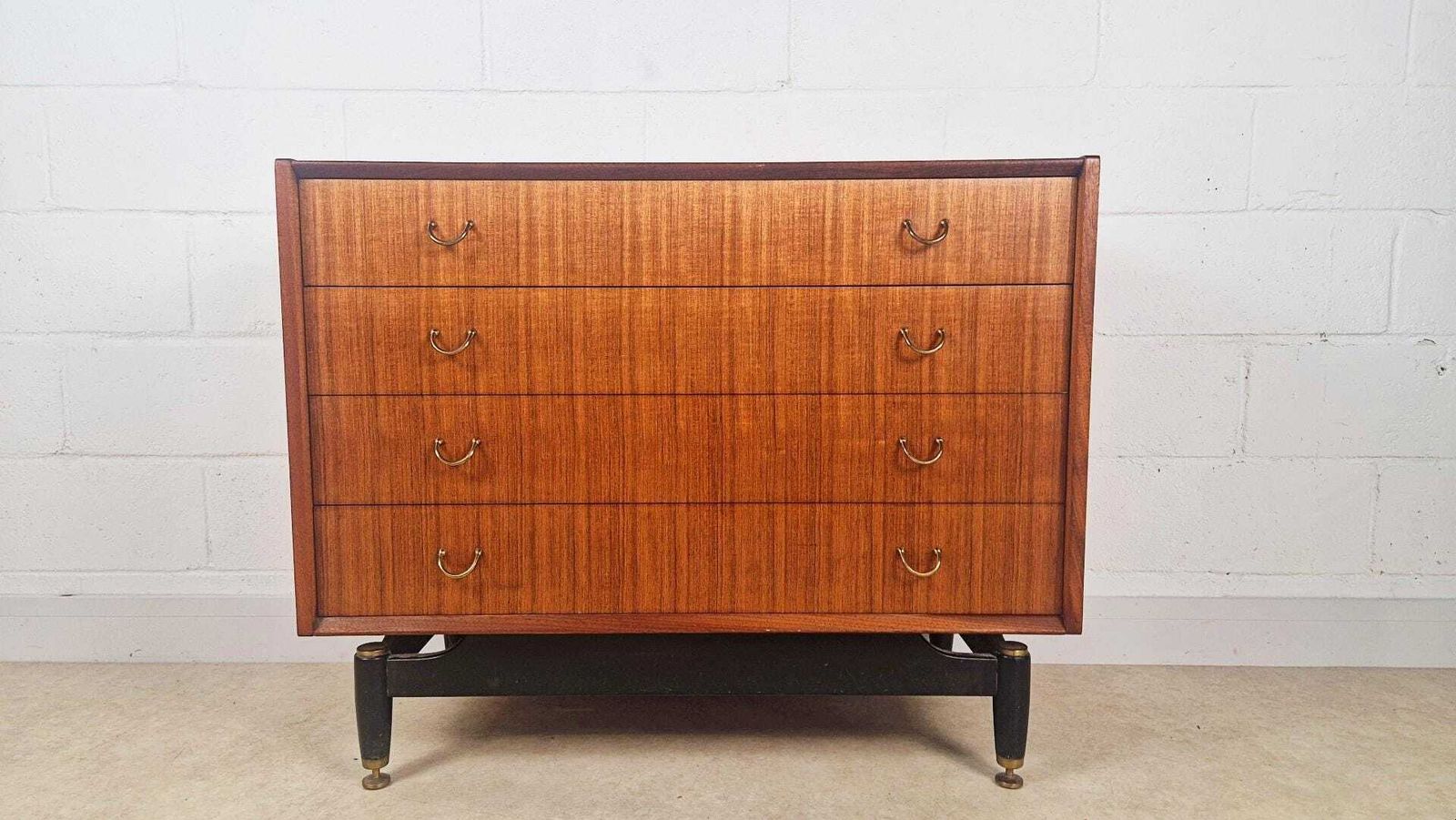G Plan Liberanza Tola & Black Gold Label Vintage Mid Century Danish Design Chest Of Drawers Pg102 photo Furniture