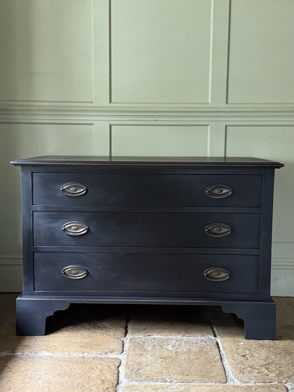Painted Reproduction Georgian Style Chest Of Drawers photo vinterior