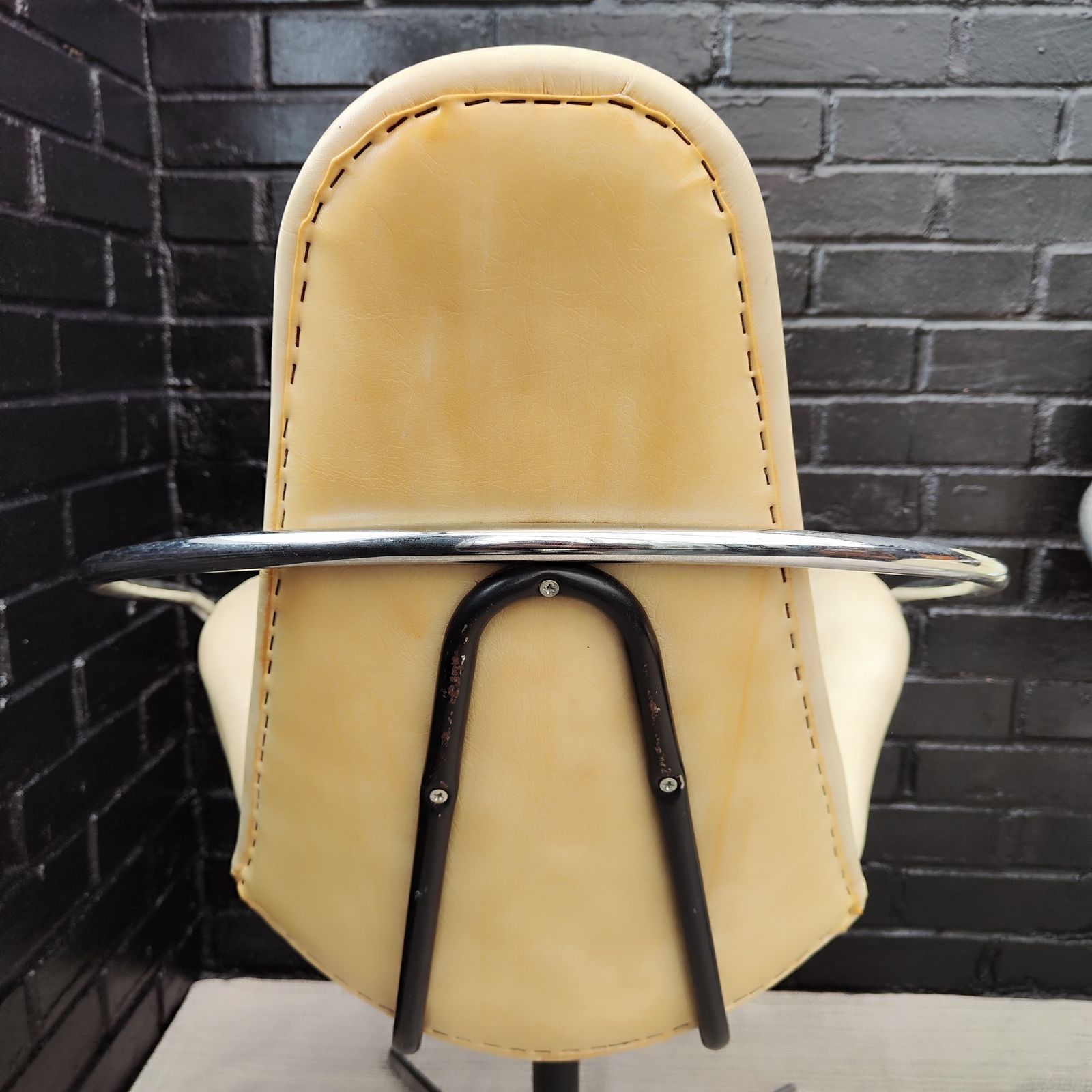 Furniture Pair Of Mid Century Atomic Style Swivel Chairs photo