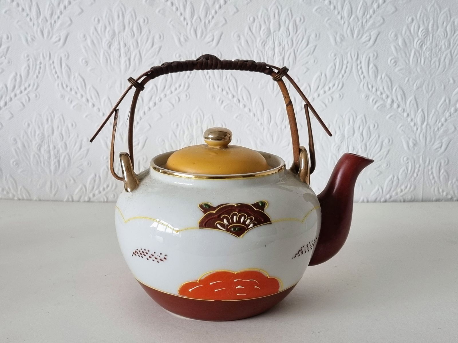 photo vinterior Japanese Moriage Teapot, Hand Painted Porcelain Tea Pot, Satsuma Style Raised Enamel, Geisha Decor, Bamboo Handle Oriental Ceramic