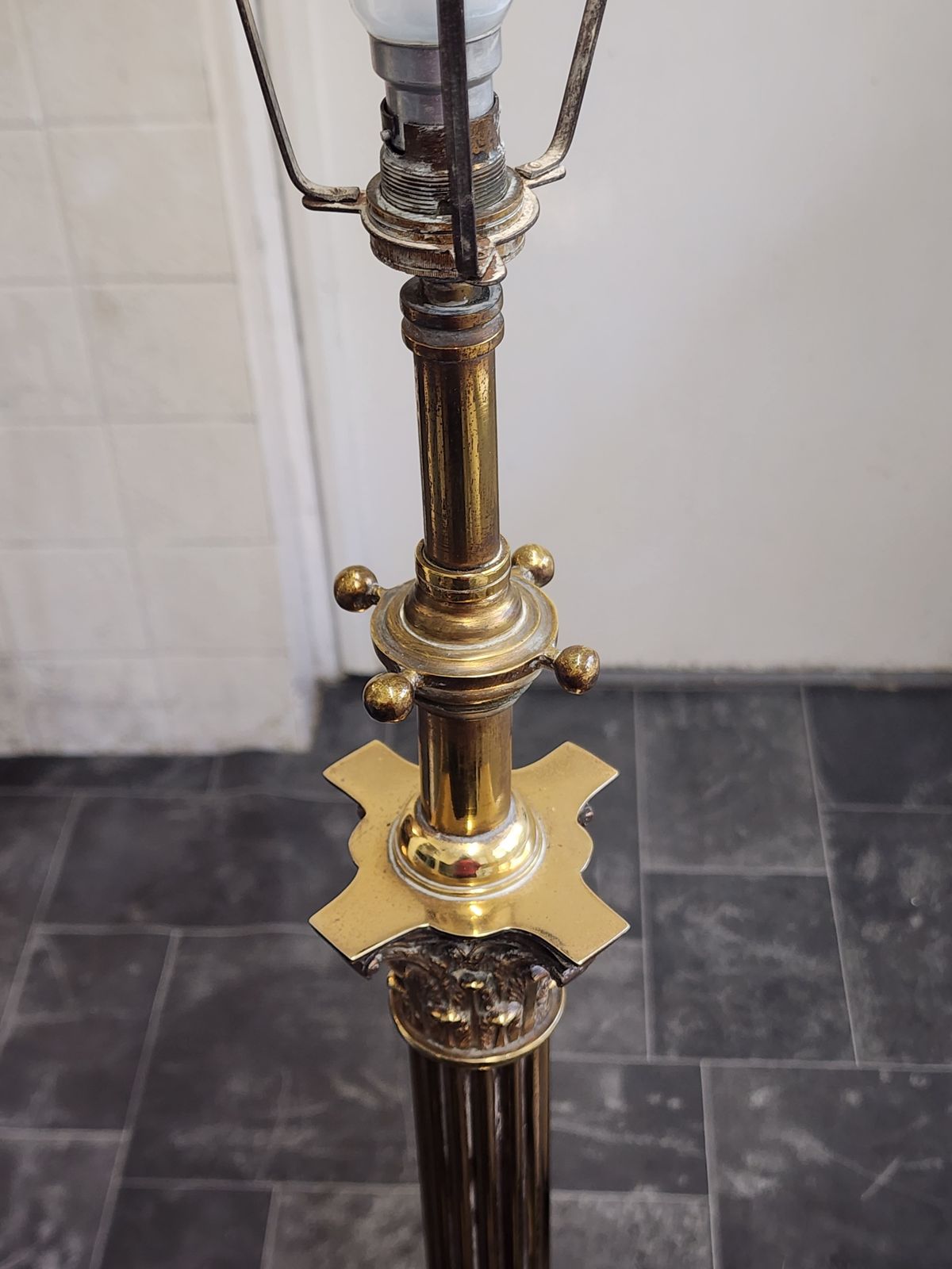 Brass Corinthian Column Adjustable Standard Lamp photo vintage