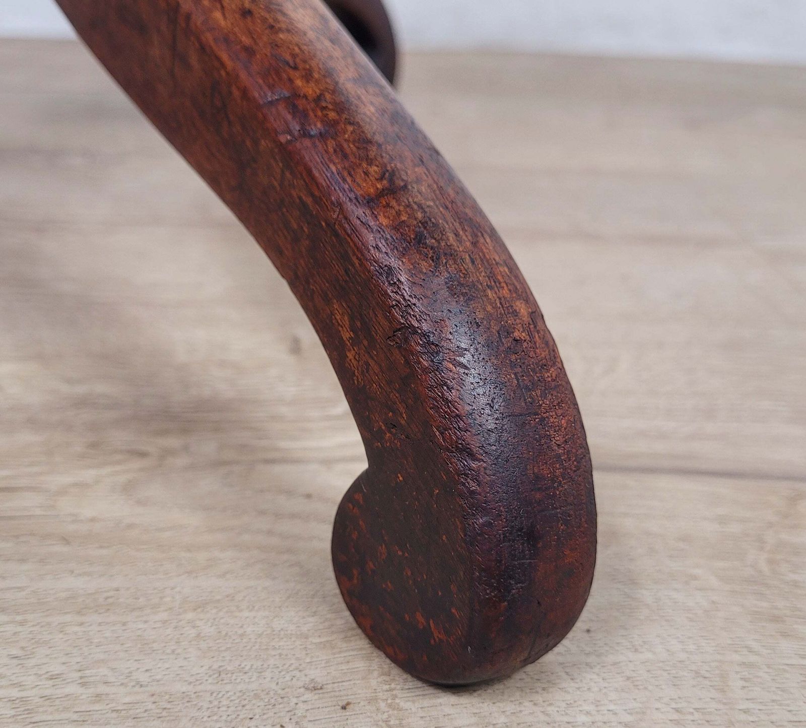 photo furniture Georgian Tilt Top Table Tripod Mahogany English