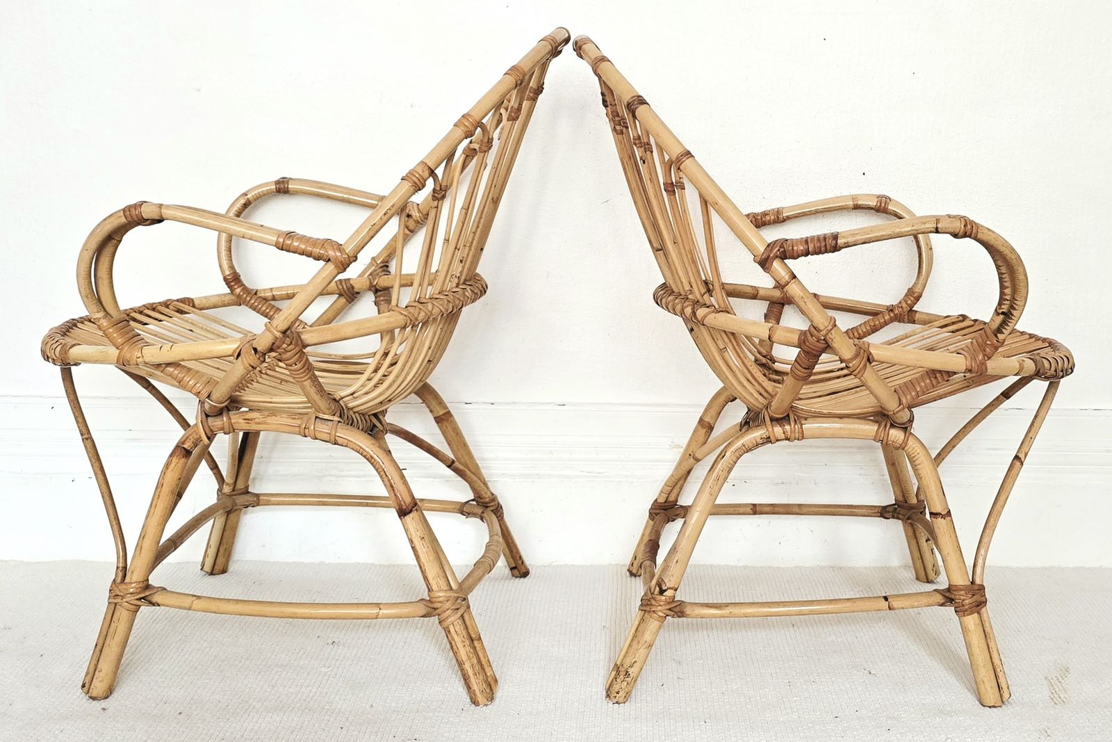 A Pair Of Mid Century French Bamboo Clam Shell Chairs, Riviera. photo 495.0