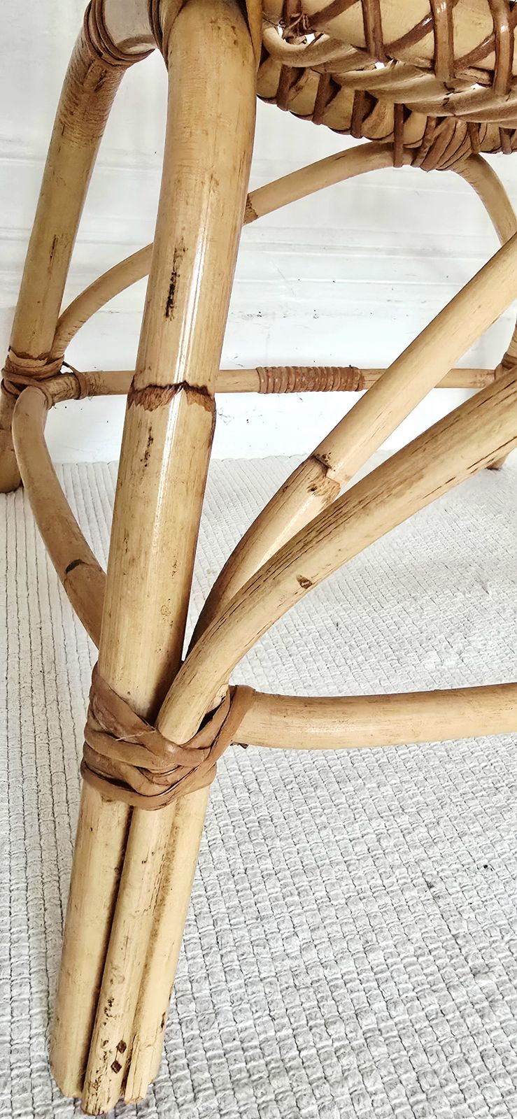 495.0 A Pair Of Mid Century French Bamboo Clam Shell Chairs, Riviera. photo