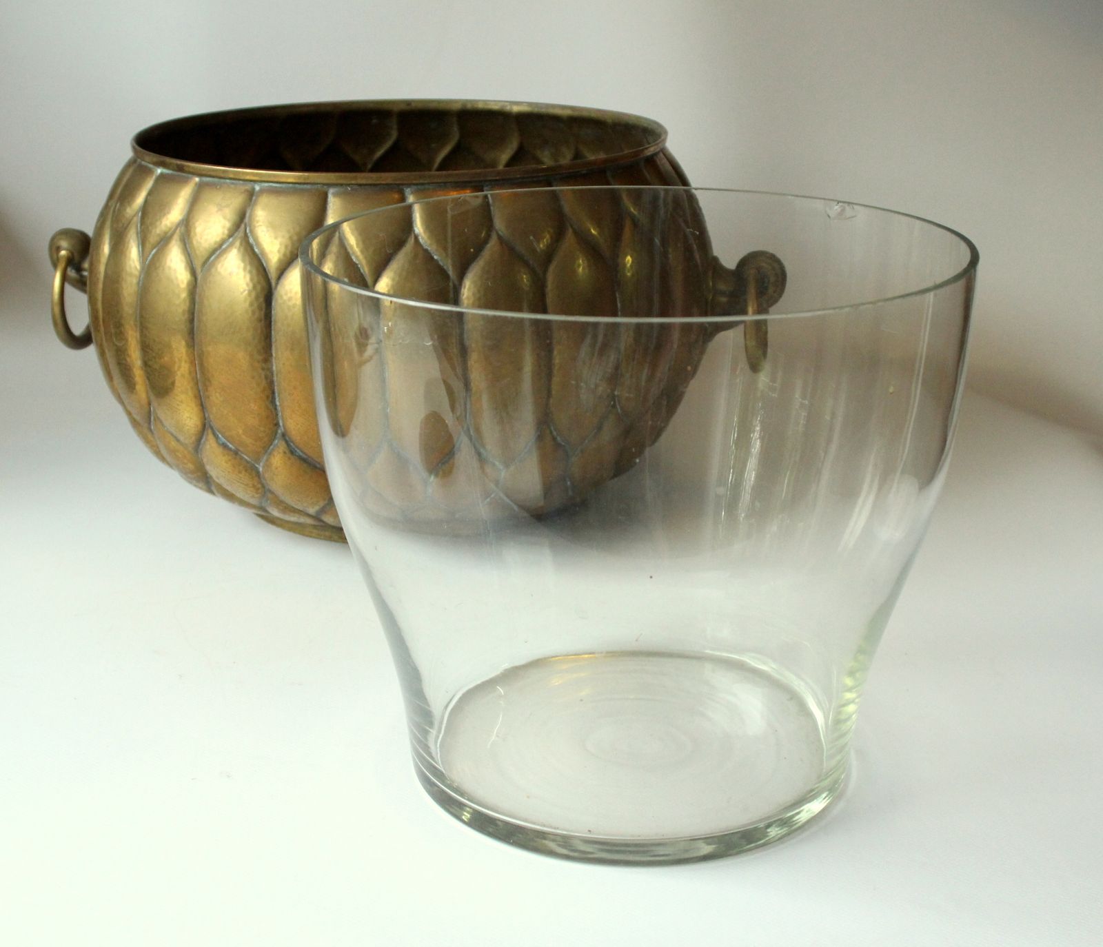 Art Nouveau Brass Punch Bowl With A Glass Insert   Made By Böhme + Hennen Dresden/Germany In The 1900s photo 269.0
