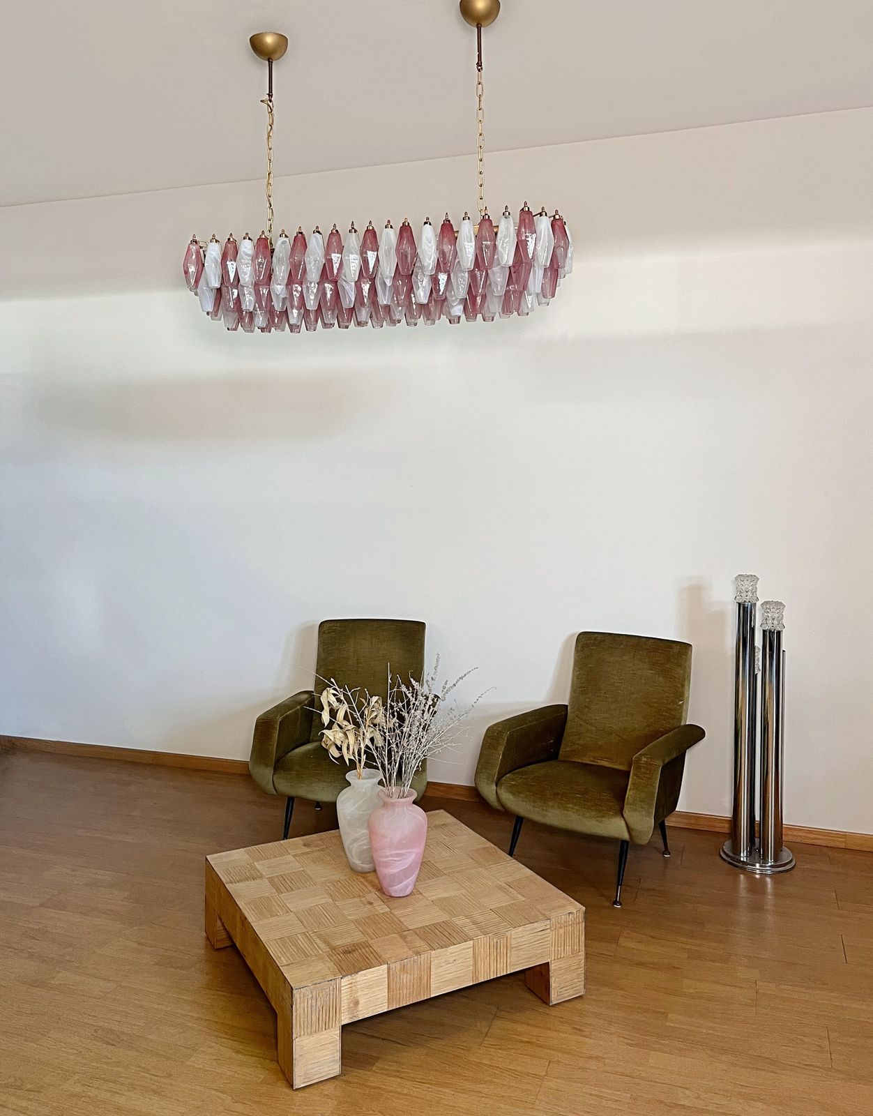Elegant Murano Poliedri Chandelier   Carlo Scarpa   138 Pink And White Alabaster Glasses photo for sale