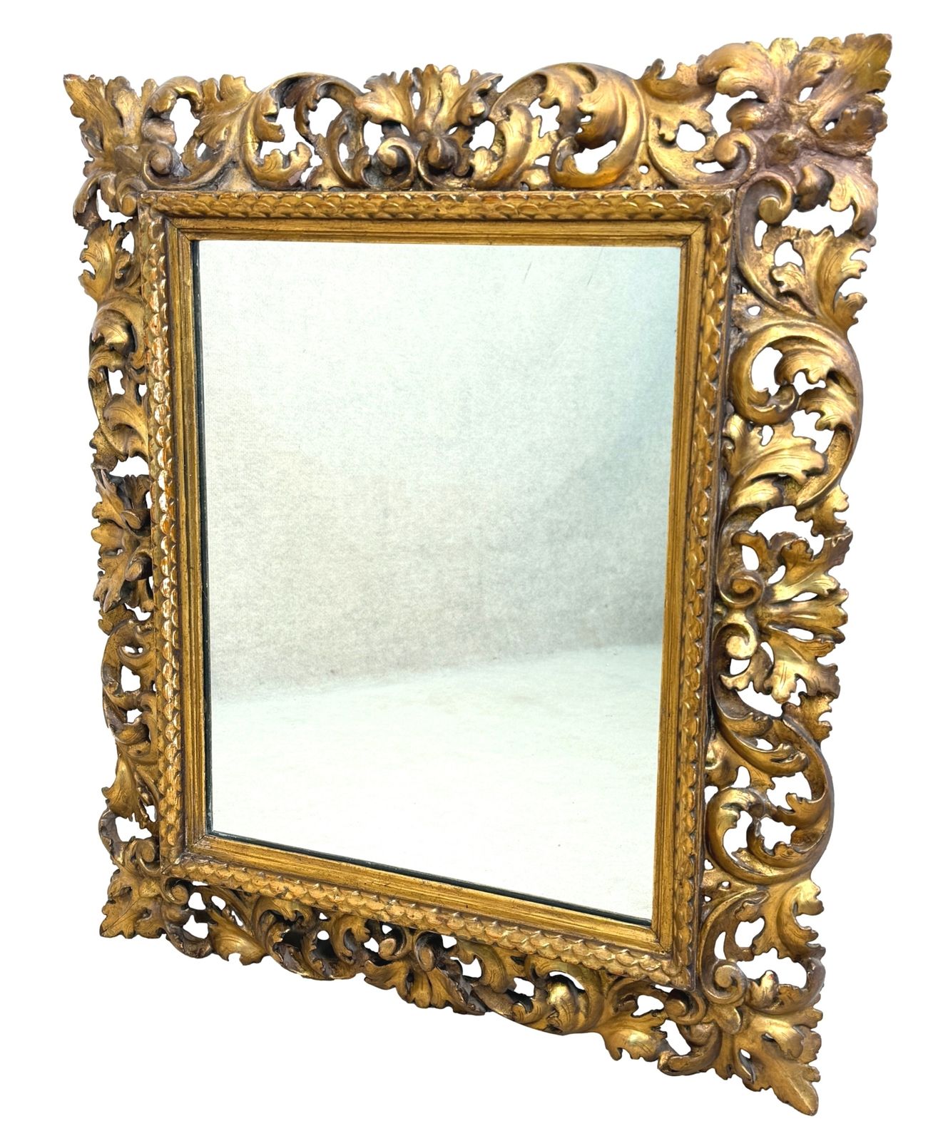 photo furniture Small 19th Century Italian Giltwood Florentine Mirror (Italy, Circa 1860)