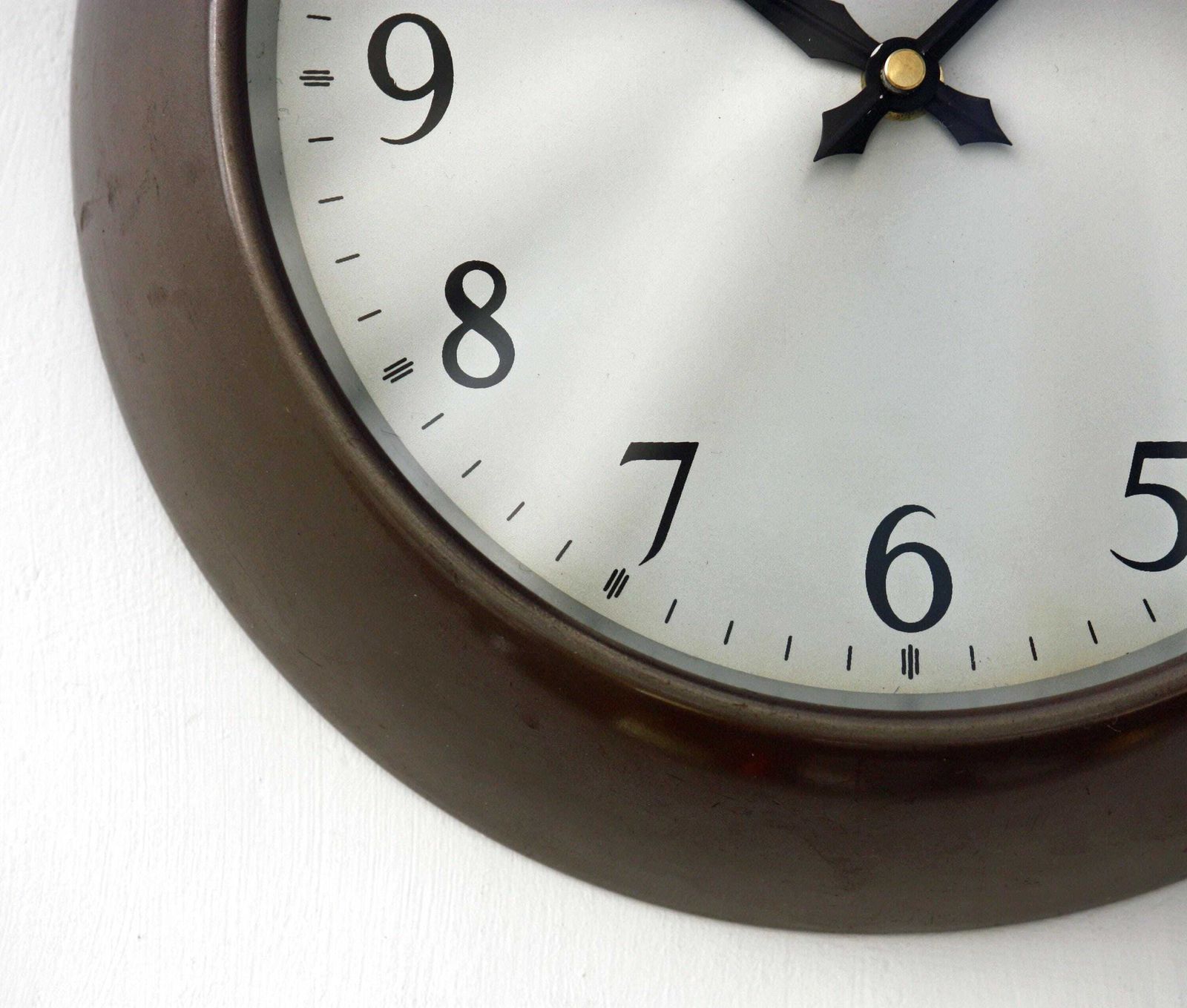 Vintage Industrial Style Wall Clock   28cm F W Elliott Retro Clock Mid Century Clock Metal Gift Off The Wall Clocks photo Home Decor