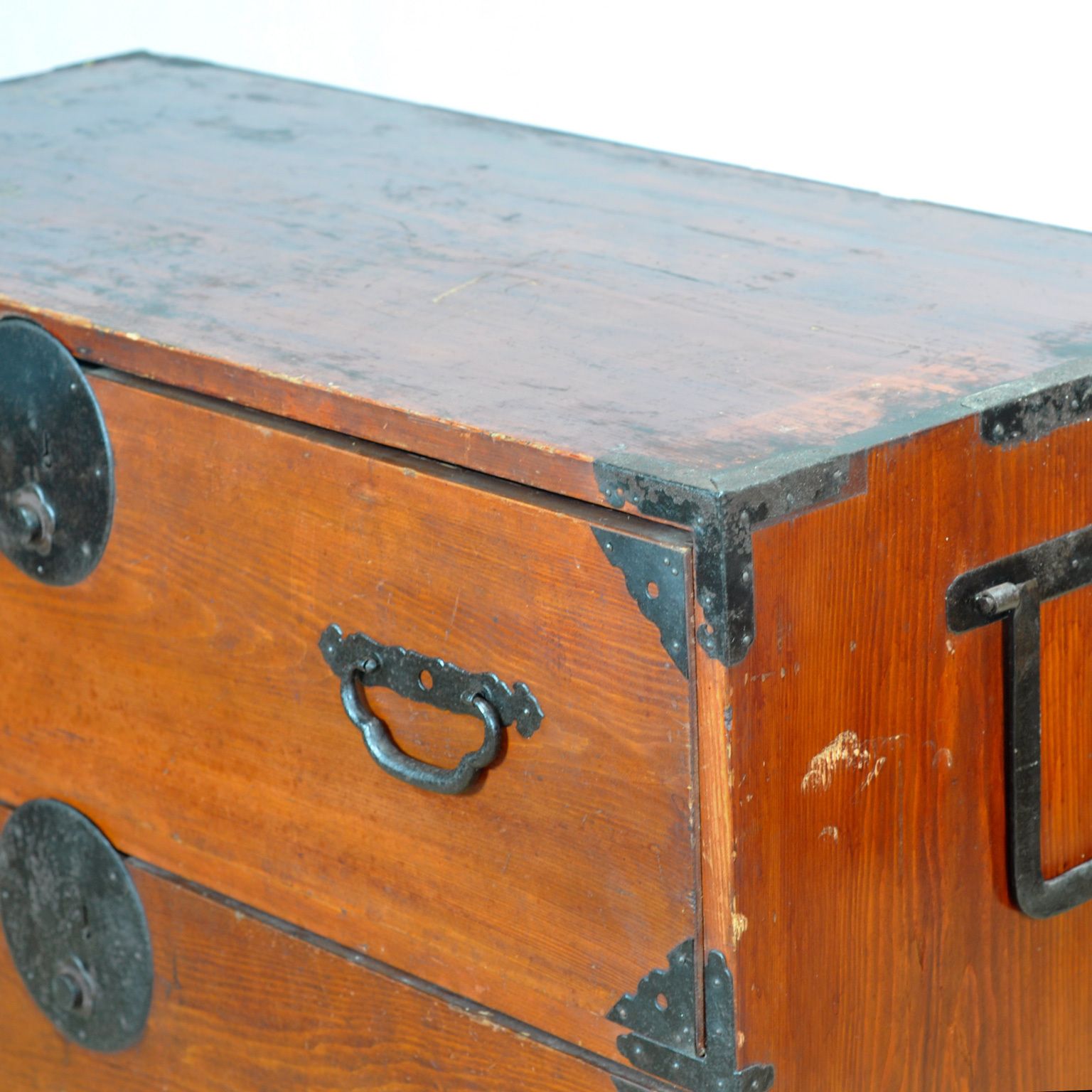 Japanese Tansu Chest Of Drawers, Circa 1870 photo vinterior