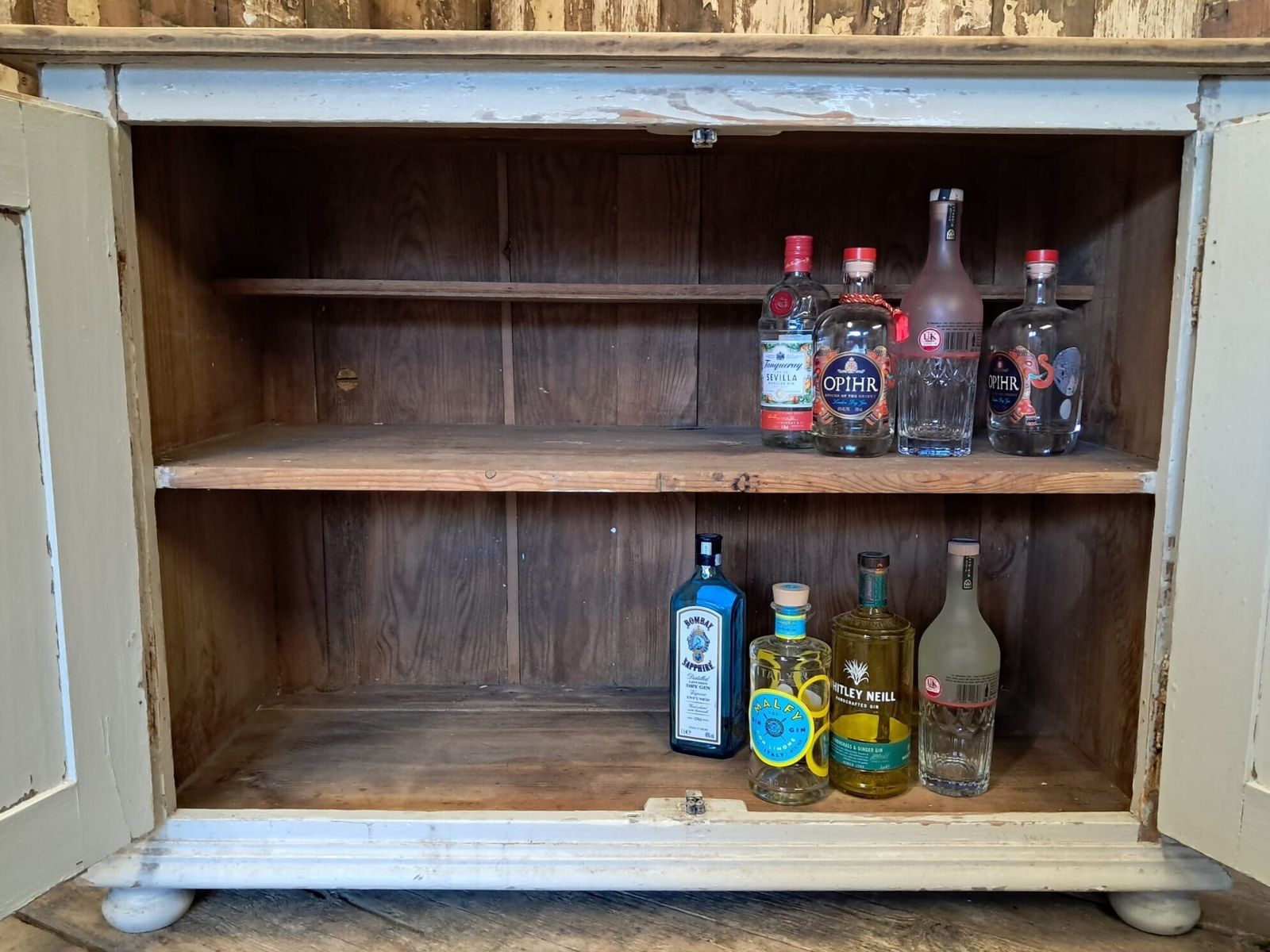 Rustic Sideboard photo vinterior
