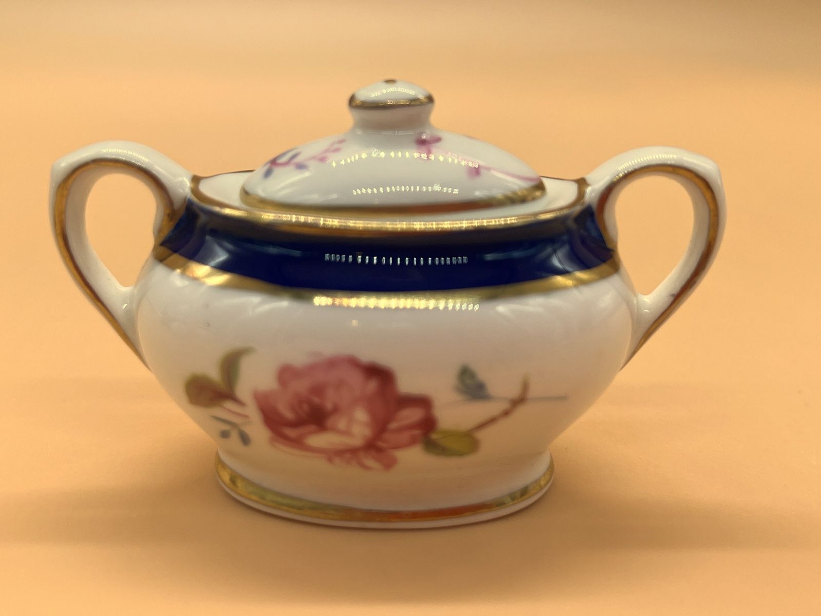 Coalport China Titania Miniature Display Tea Set. Teapot, Creamer, Sugar, Tea Cup, Saucer & Side Plate Trio. photo Home Decor