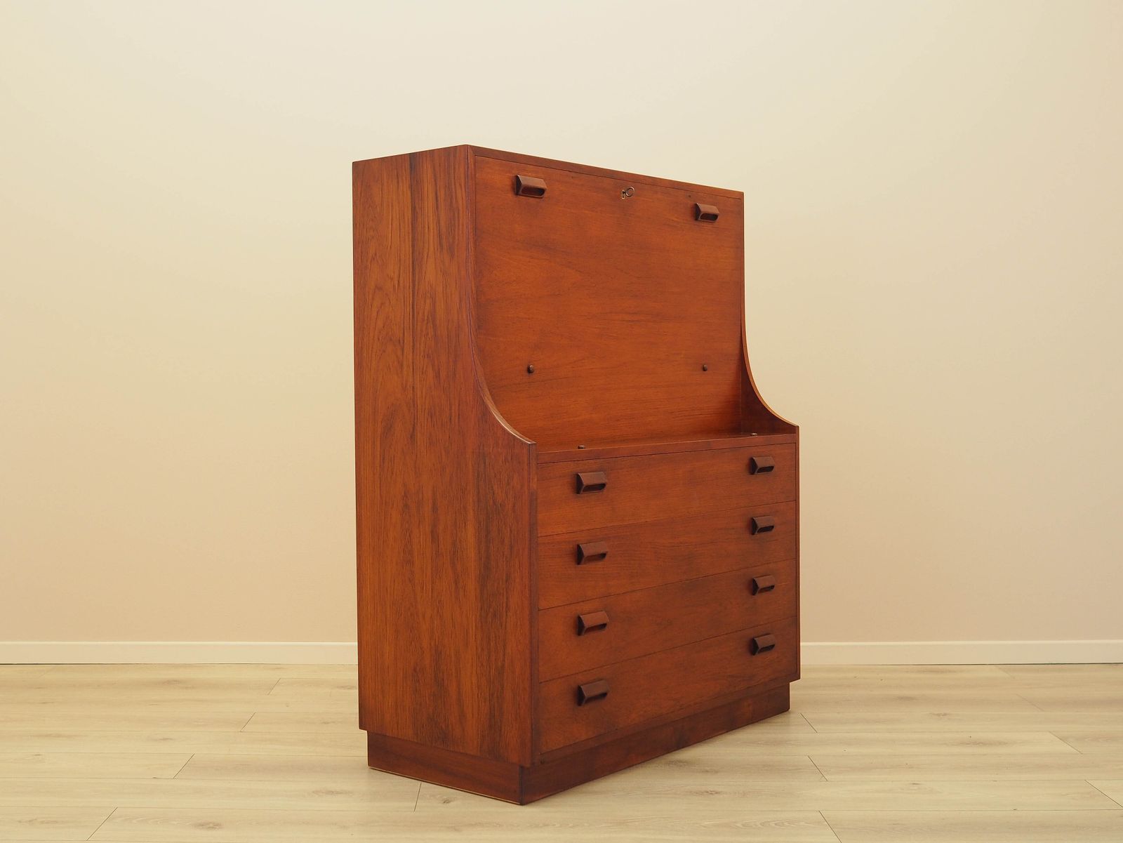 Teak Secretary, Danish Design, 1960s, Designer: Børge Mogensen photo vinterior