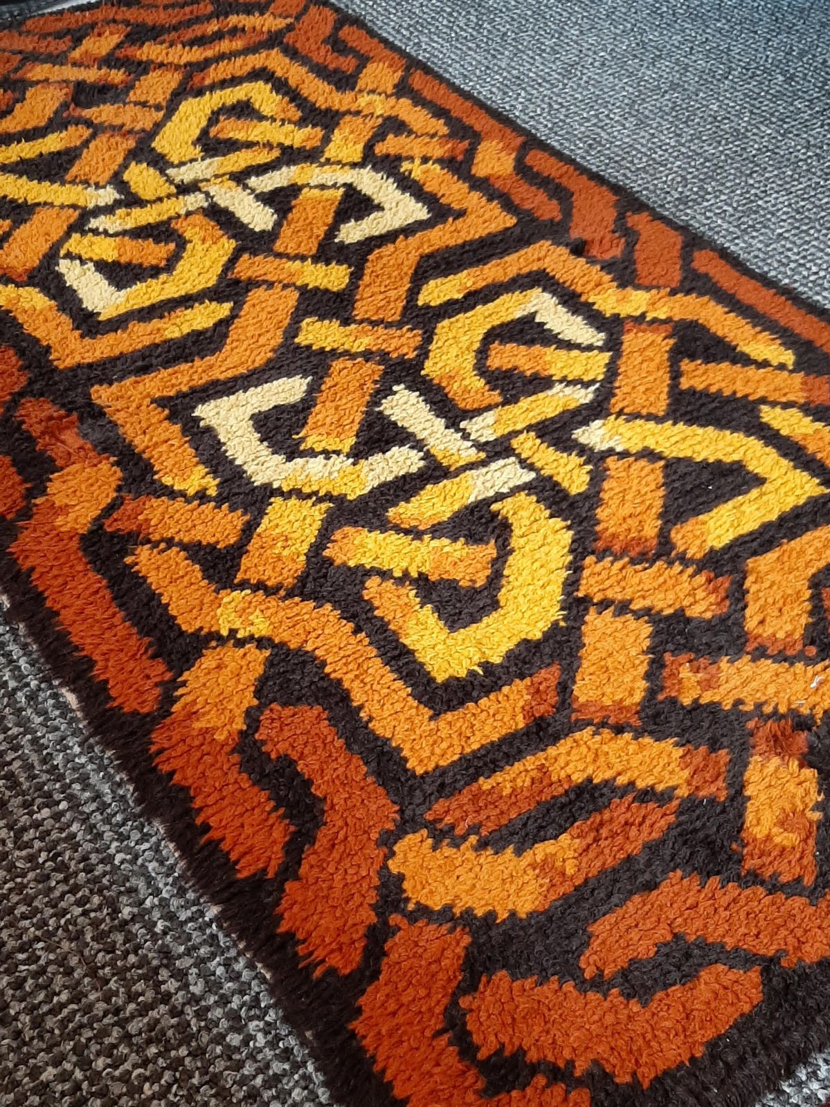Mid Century Shag Pile Latch Hook Rug Small Celtic Pattern In Reds, Oranges And Yellows photo furniture