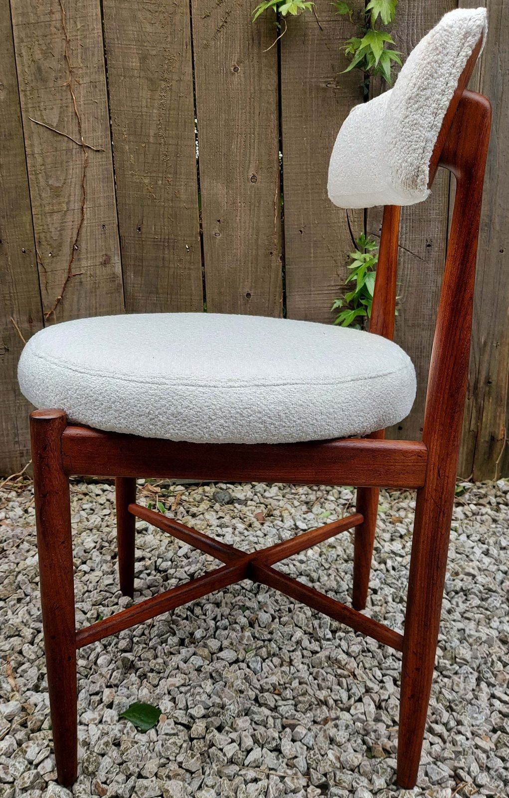 Mcm 4 G Plan Fresco Dining Chairs Ivory Boucle C photo Furniture