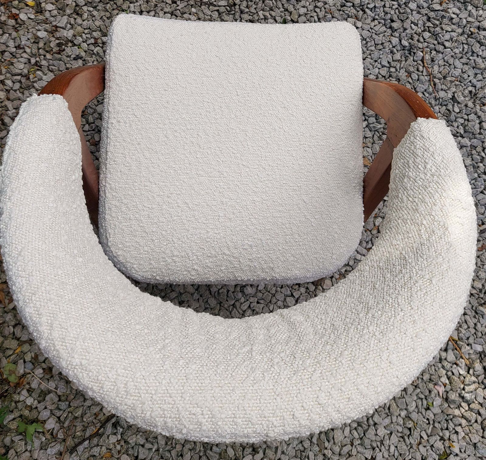 Mid Century Modern Newly Upholstered Ivory Boucle Scissor Leg Chair photo 650.0