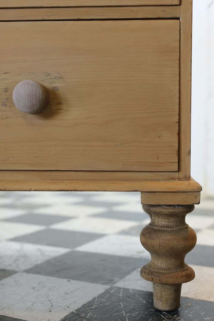 Large English Victorian Pine Chest Of Drawers photo furniture