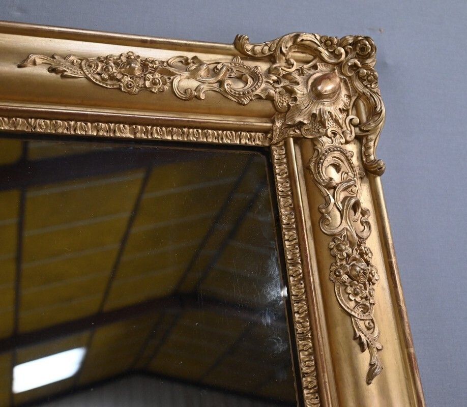Important Gilded Wood Mirror, Restoration Style – 19th Century photo vinterior