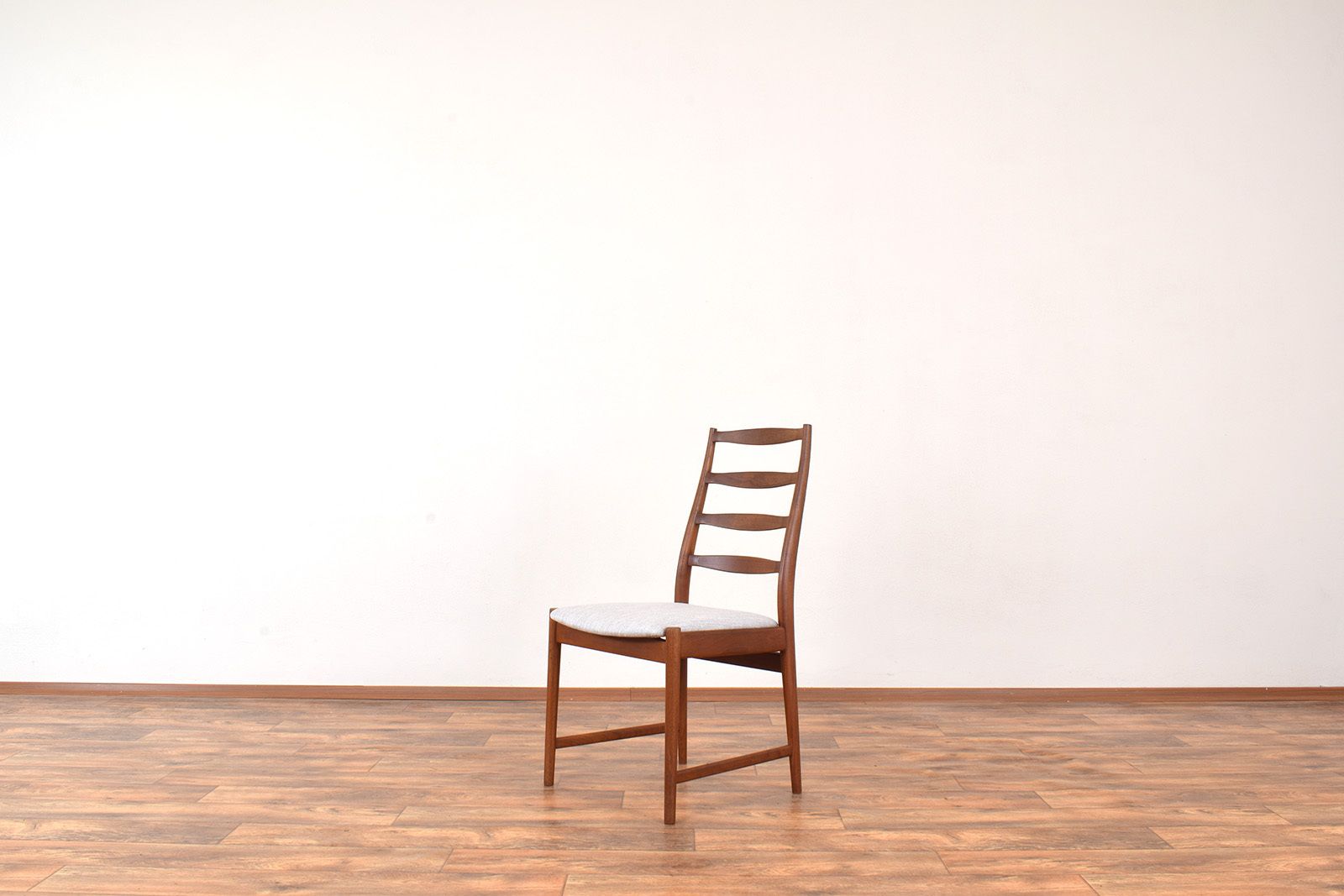 Mid Century Danish Teak Dining Chairs By Torbjörn Afdal For Vamo, 1960s, Set Of 4 photo Furniture