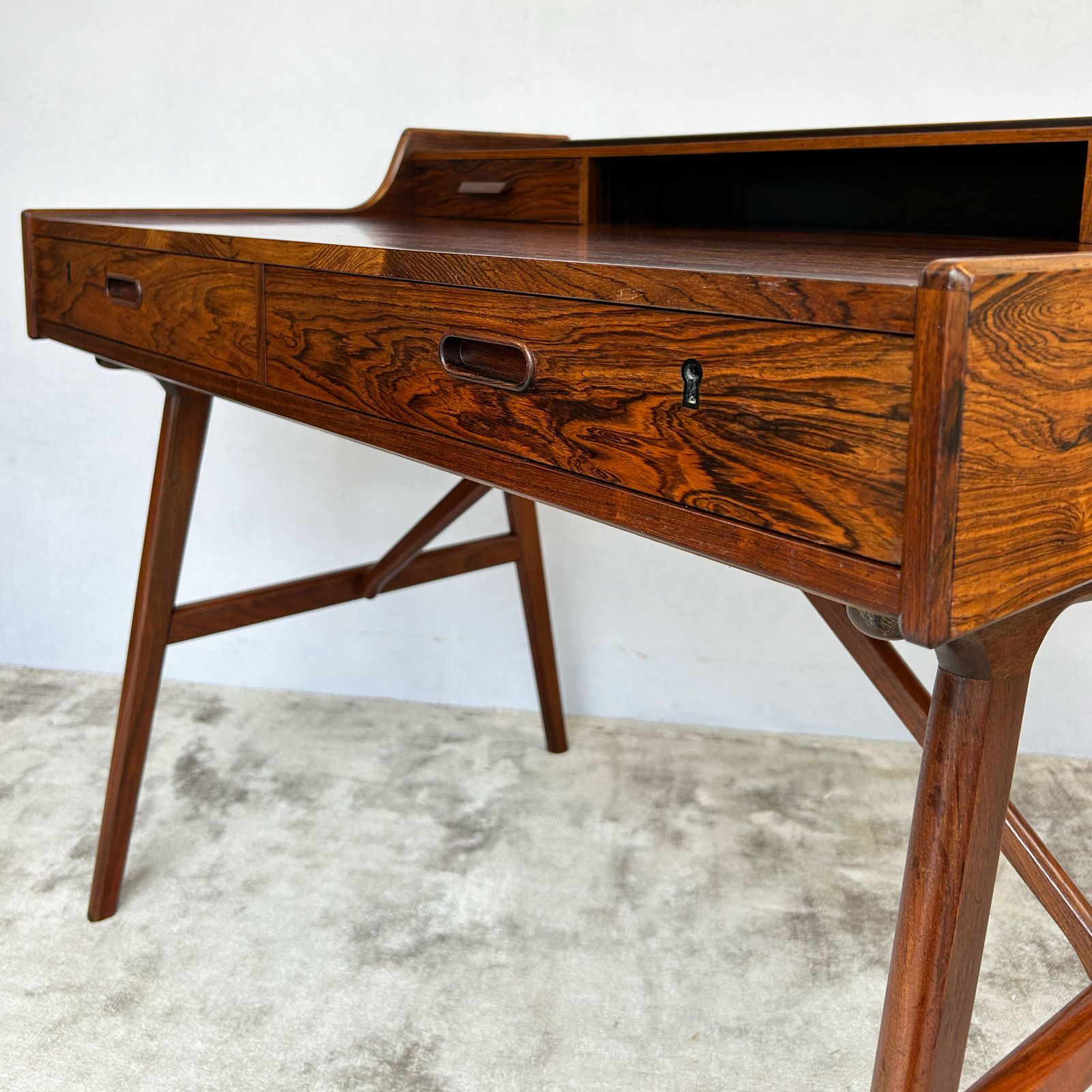 Arne Wahl Iversen Model 65 Rosewood Desk photo buy