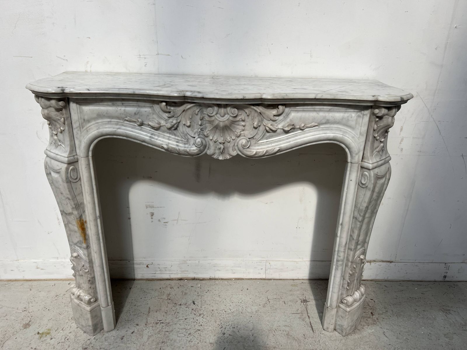 Louis XV Style White Carrara Marble Fireplace, 19th Century. photo furniture