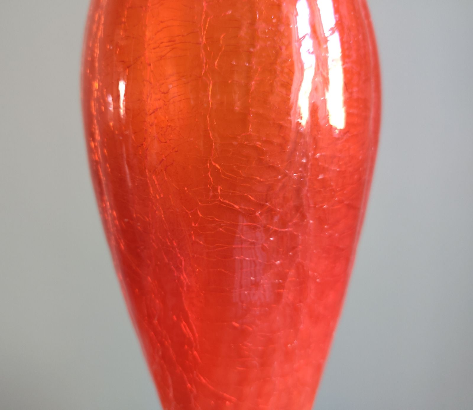 Elegant Mid‑Century Italian Cased Glass Vase (C. 1960s–1970s) Clear Over Bright Orange • Twisted Stem • Crinkled Inner Texture • 37.5 Cm • Original Sticker photo vinterior