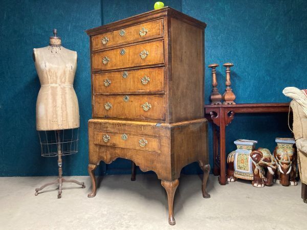 A Fine Country House Geogian Walnut Chest On Stand photo vinterior