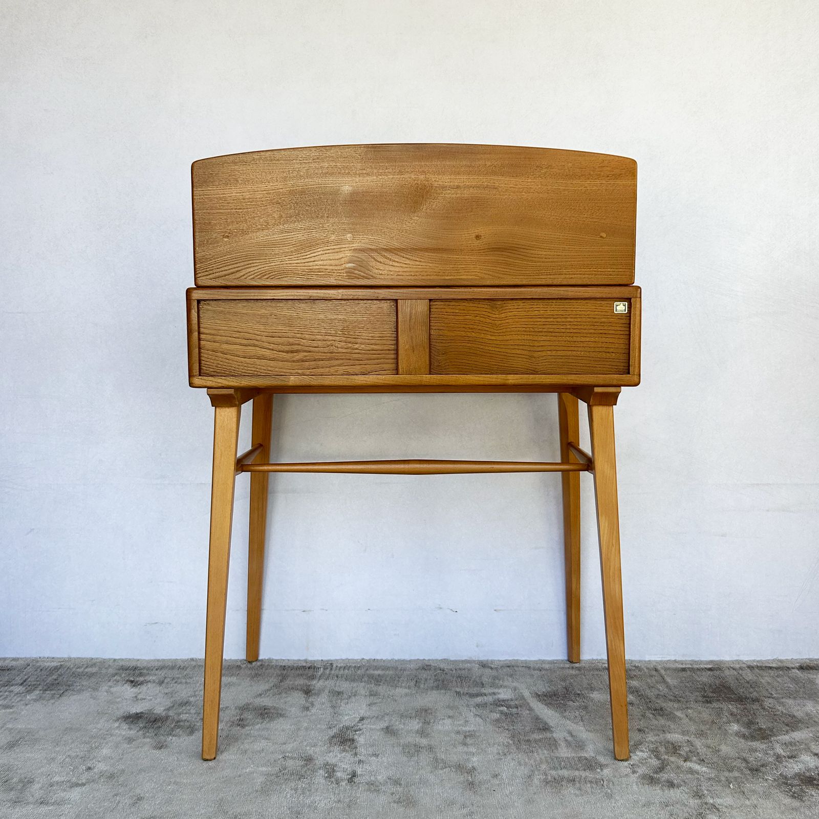Ercol Model 439 Windsor Writing Desk photo furniture