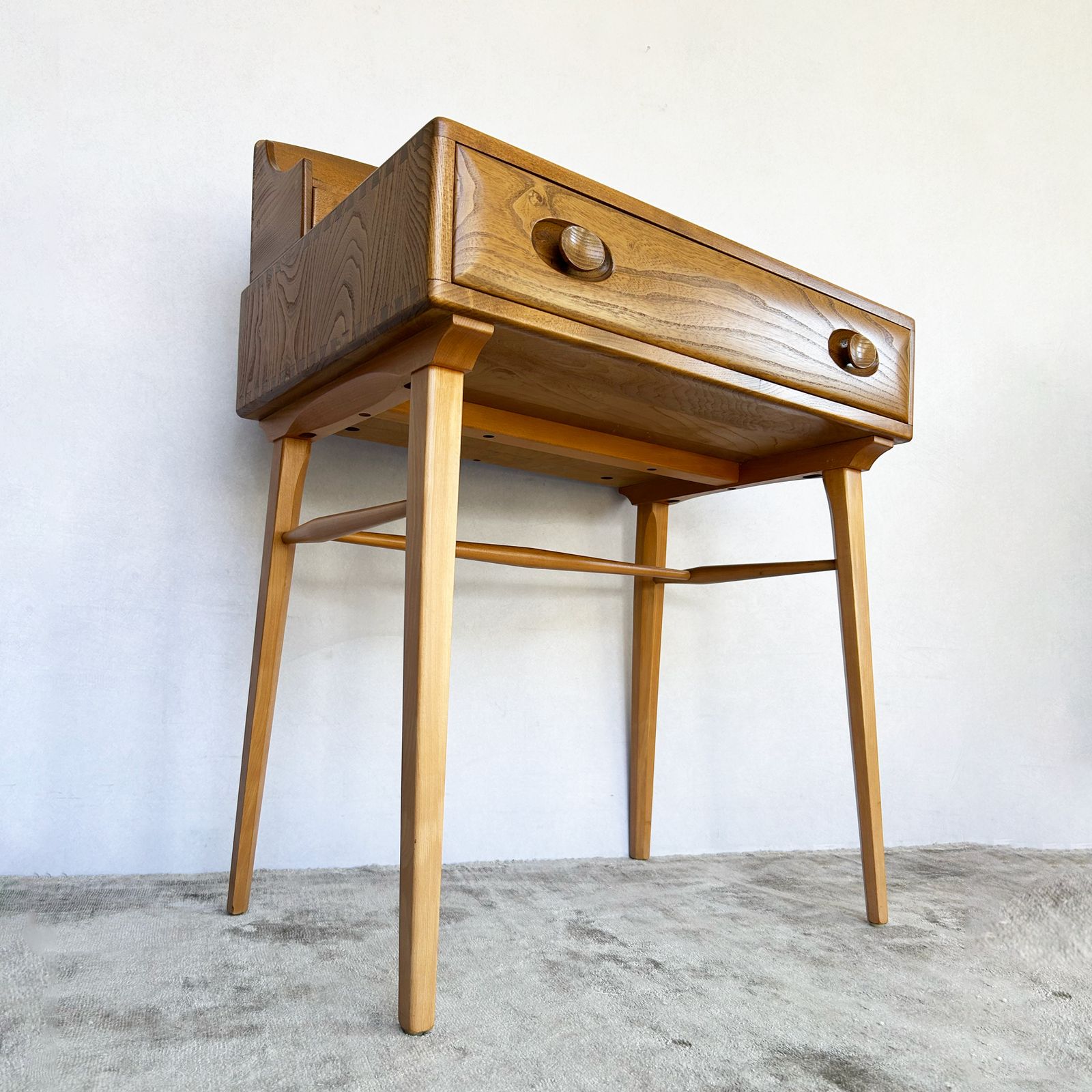 Ercol Model 439 Windsor Writing Desk photo Furniture