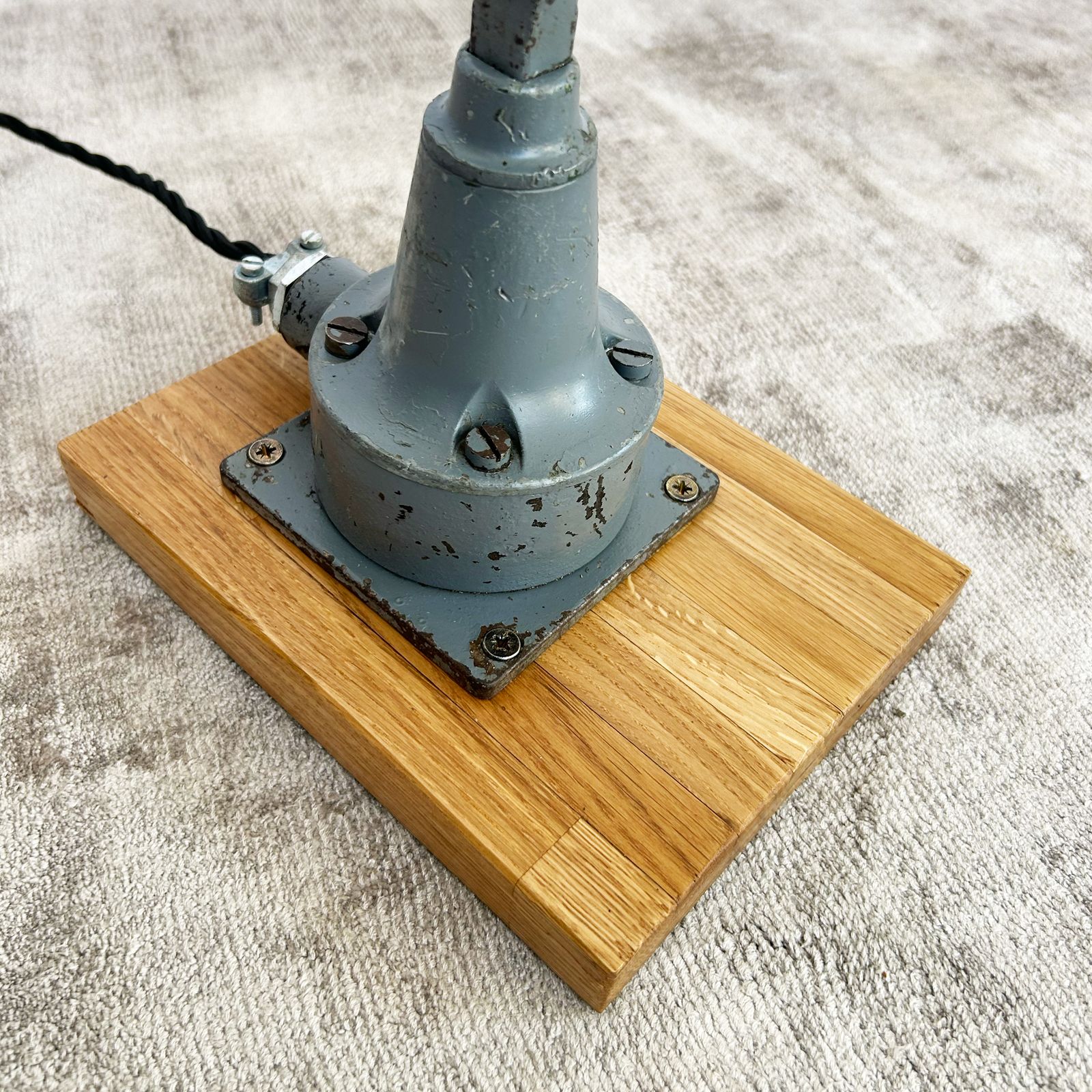 Industrial Machine Lamp By Invisaflex photo 385.0