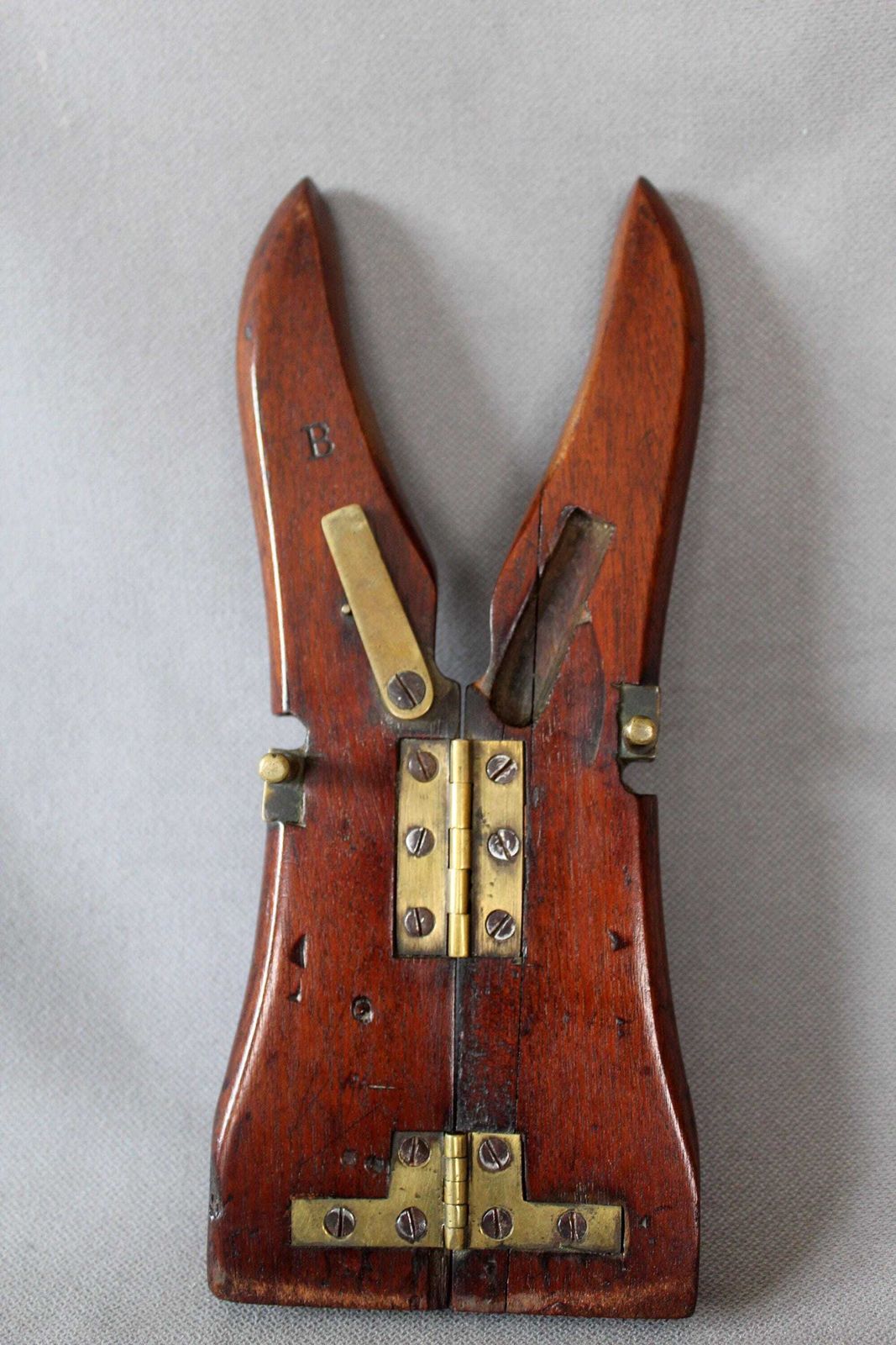 Antiek Houten En Messing Schoenentrekker, Opvouwbaar, Reismodel, Brits, Engeland, Landelijke Stijl, Verzamelobject photo buy