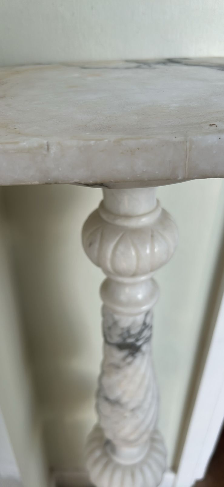 19th Century Italian Art Nouveau White Marble Veined Pedestal photo for sale