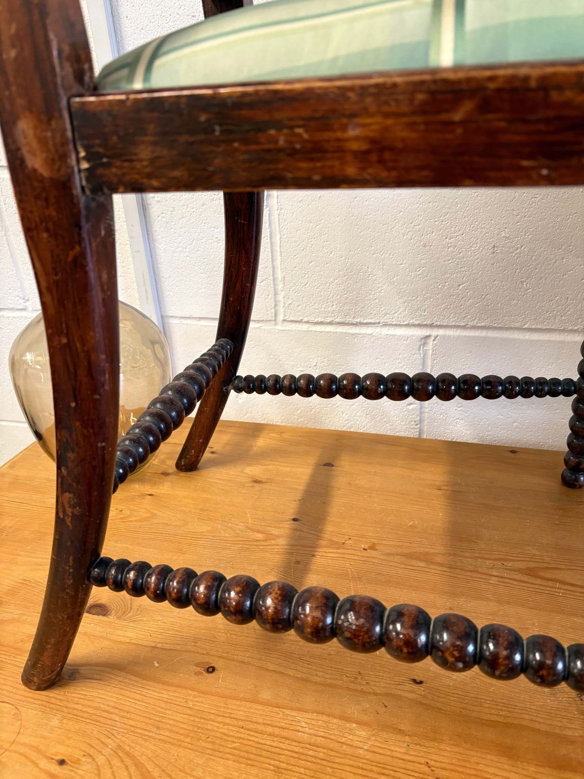 photo vinterior Stunning Victorian Faux Rosewood Bobbin Turned Chair Beautiful Solid Piece