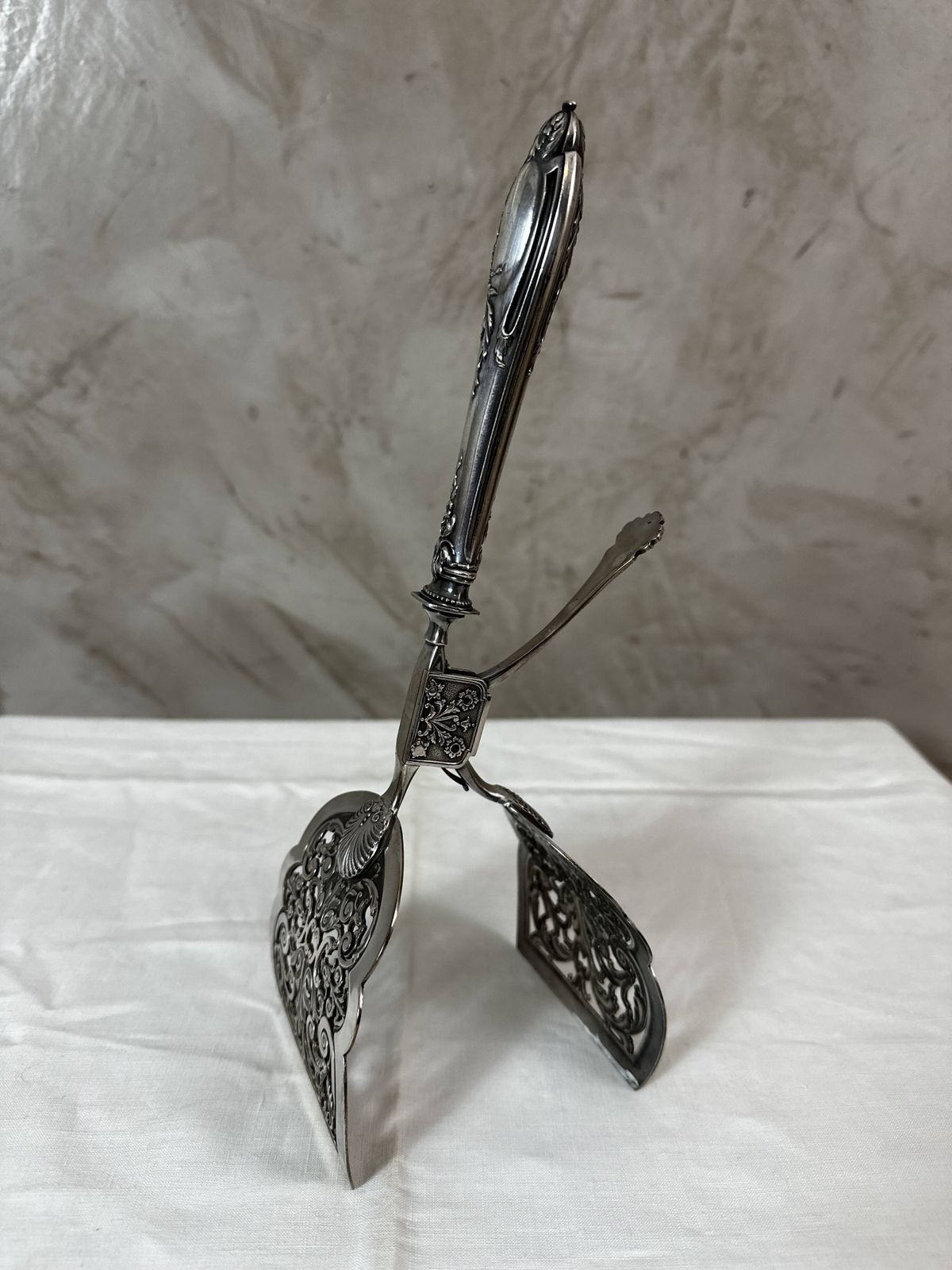 Silver Plated Asparagus Tongs, Early 20th Century photo 392.0