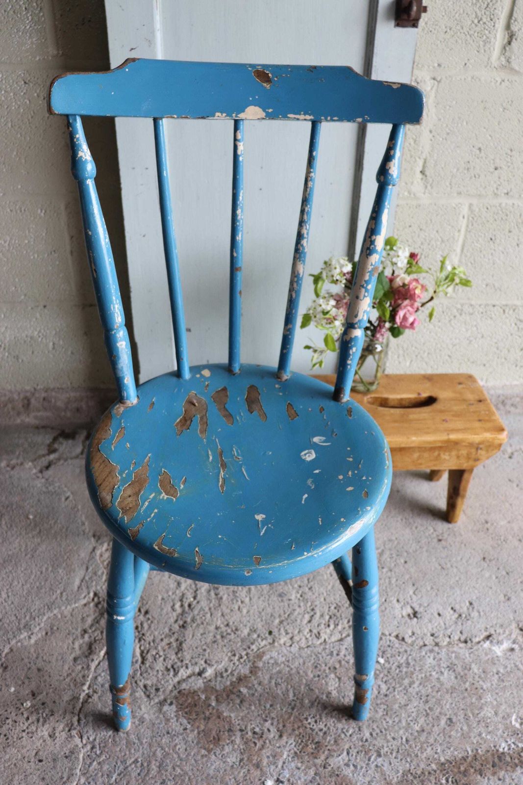 Charming Orignal Shabby Blue Painted Spindle Back Farmhouse Penny Chair photo vinterior