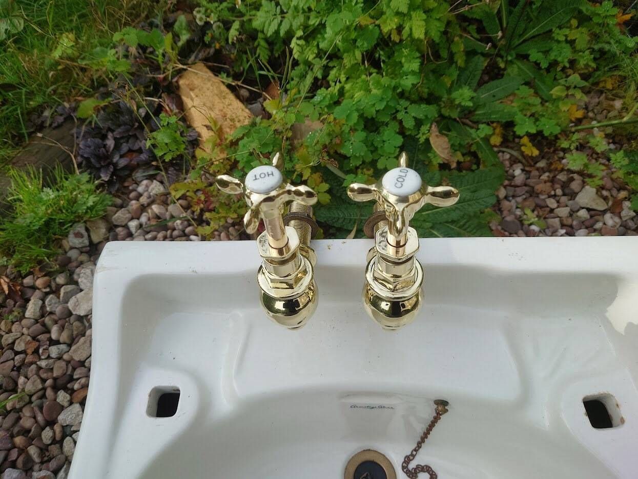 Victorian Brass Bath Taps: Polished Globe Faucets photo Home Decor