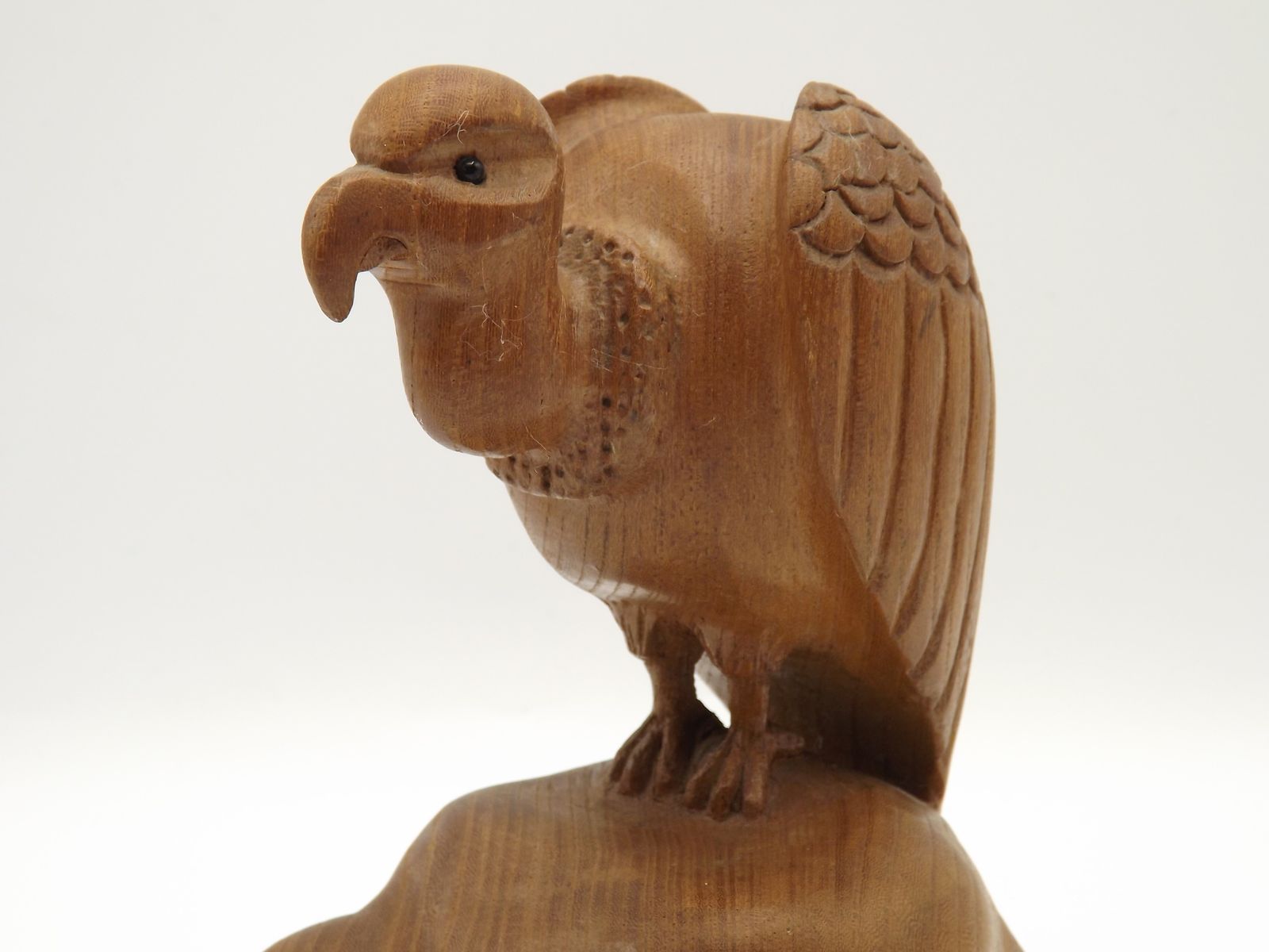 Décoration Paire de serre-livres vintage en bois sculpté à la main, motif vautour sur rocher photo
