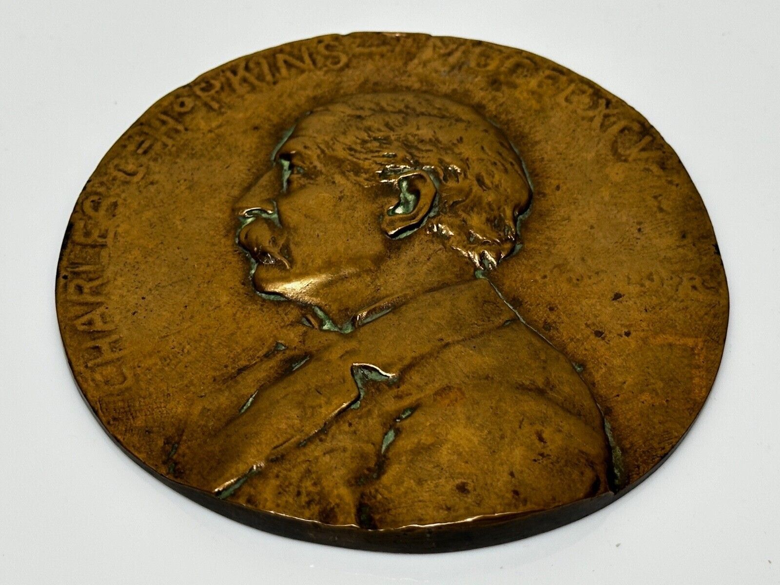 photo vintage Rare Victorian 1895 English Gilt Bronze Portrait  Medallion – Charles C. Hopkins – 12cm – In The Manner Of Frampton