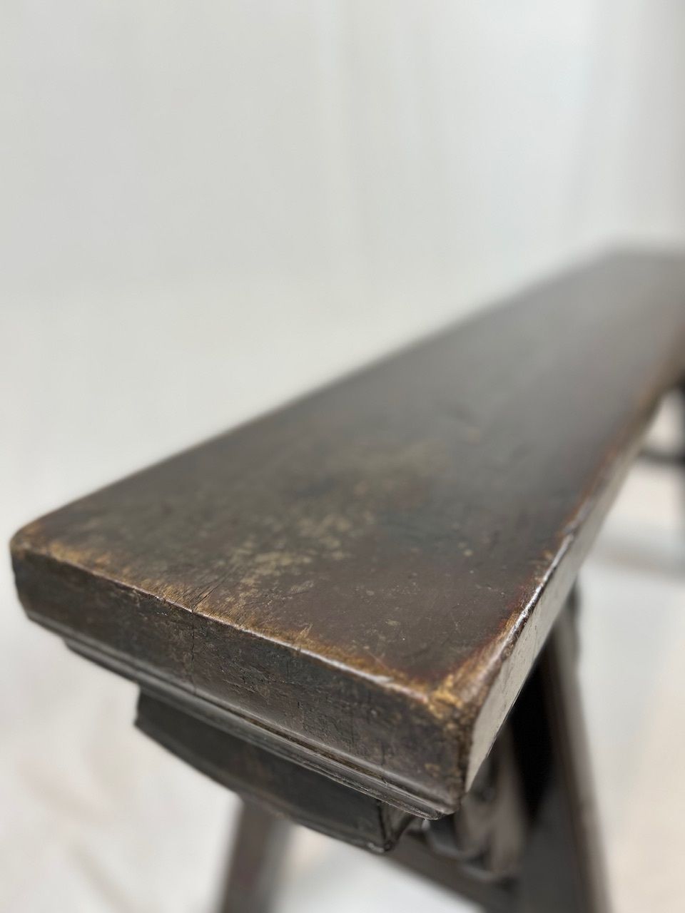 photo furniture Antique Chinese Wooden Bench, 19th Century