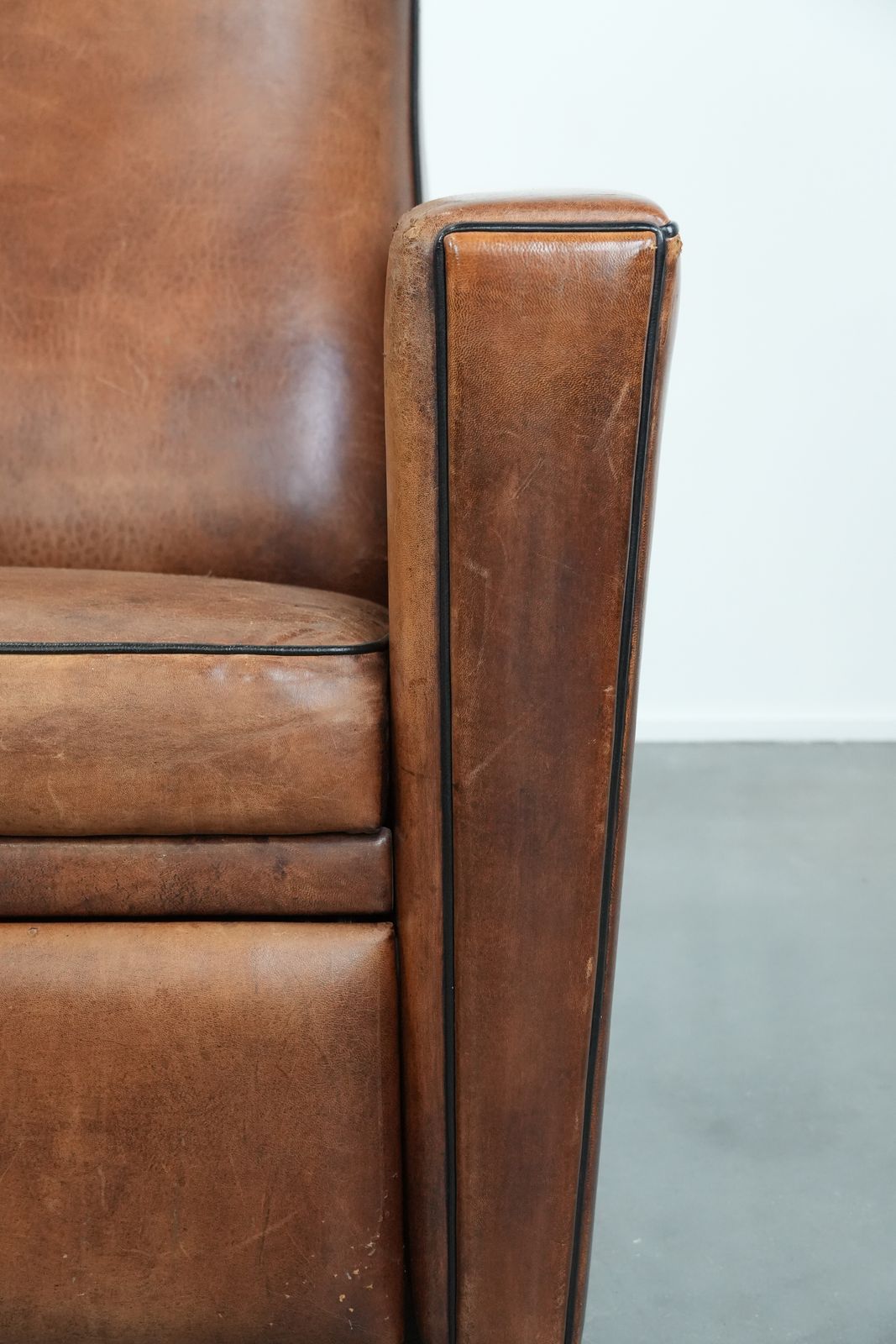 Furniture Comfortable And Adjustable Sheep Leather Relax Armchair With A Sleek Design, Beautiful Colors And A Beautiful Patina photo