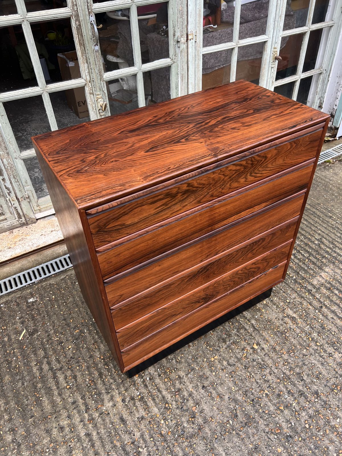 Westnova Chest Of Drawers photo Furniture