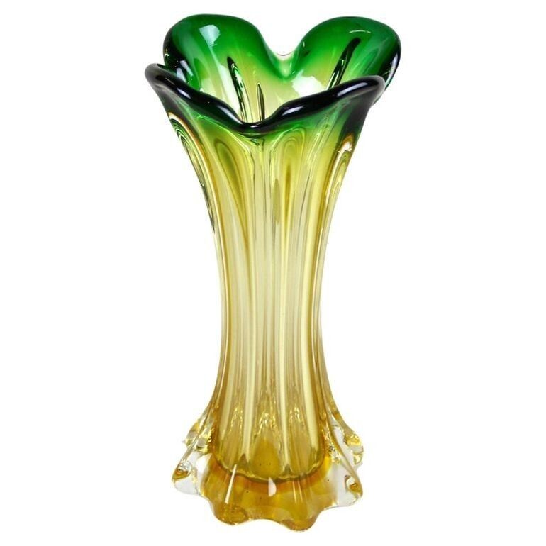 20th Century Murano Glass Vase Mid Century   Green/ Yellow, It Circa 1960/70 photo furniture