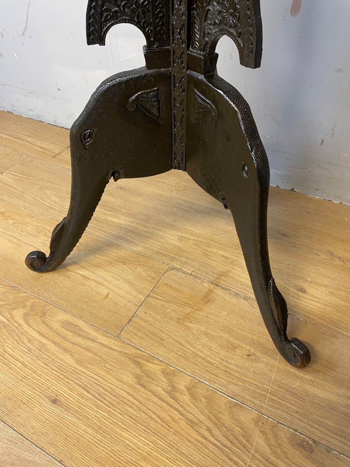 C19th Carved Anglo Indian Hardwood Stand photo 395.0