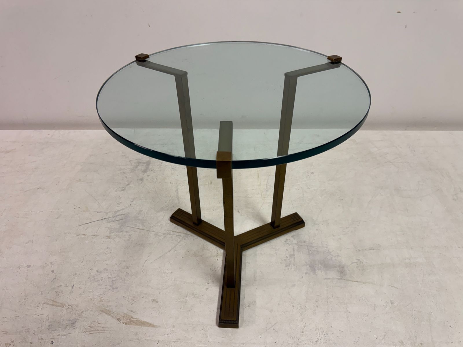 photo furniture Bronze And Glass Side Table By Peter Ghyczy