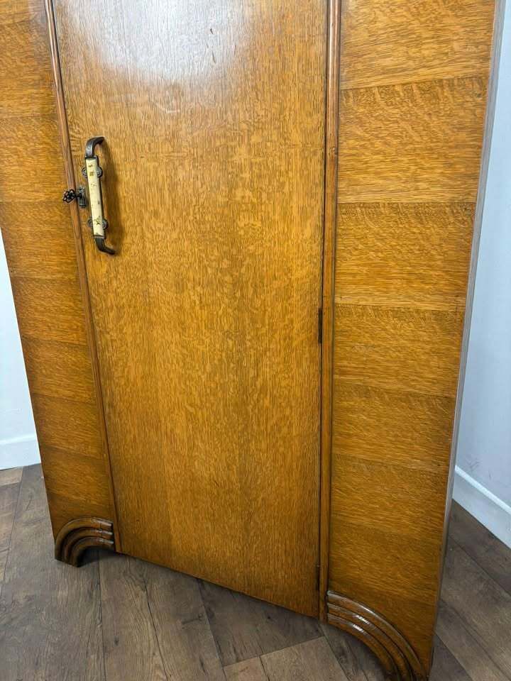 Vintage Oak Gentlemans Wardrobe photo 339.0